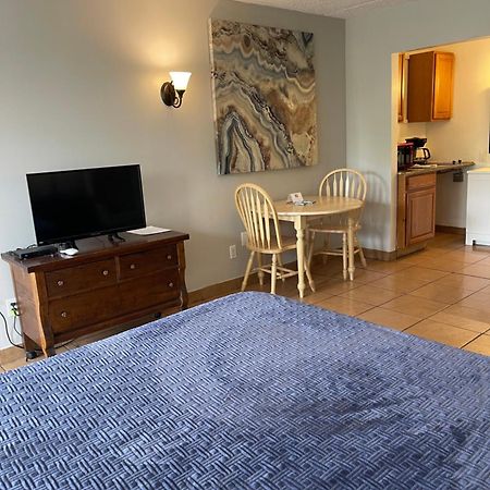 Ans Inn & Suites Уинчестър Екстериор снимка
